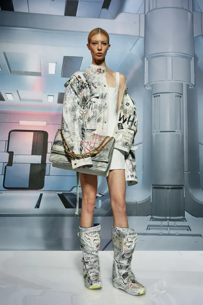 Look 31